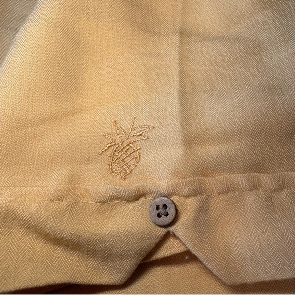 Cubavera Men's Button Down Shirt embroidered w instruments Yellow Cream size XXL - Picture 4 of 13